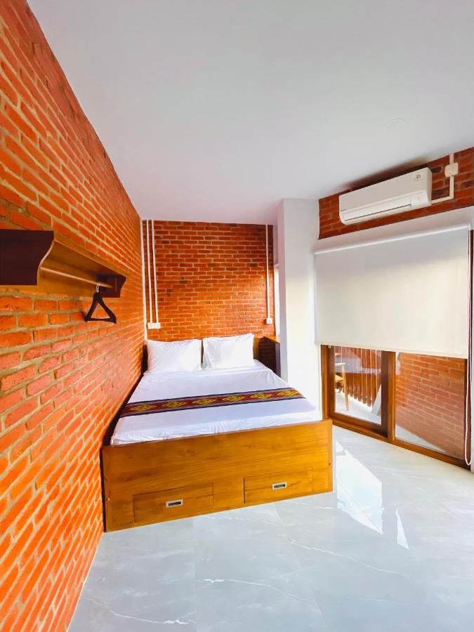 Puu Pau Hotel & Coffee Shop Labuan Bajo Bagian luar foto